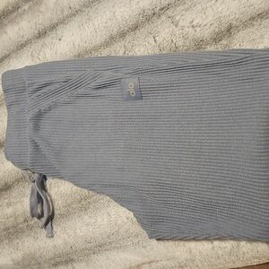 ALO Muse Steel Gray Ribbed Joggers/sweatpants